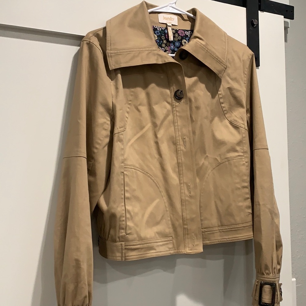 Short collared Khaki jacket/blazer